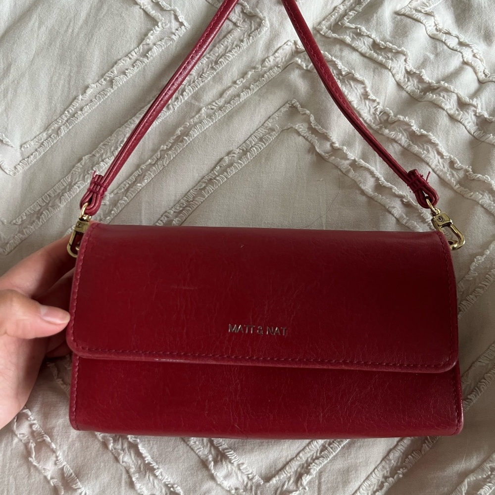 Mat and Nat cross body bag